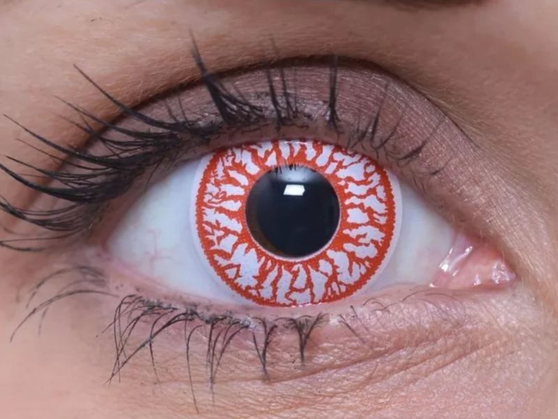 ColourVUE Crazy Véres szem (2 db) , fedő, 3 havi kontaktlencse