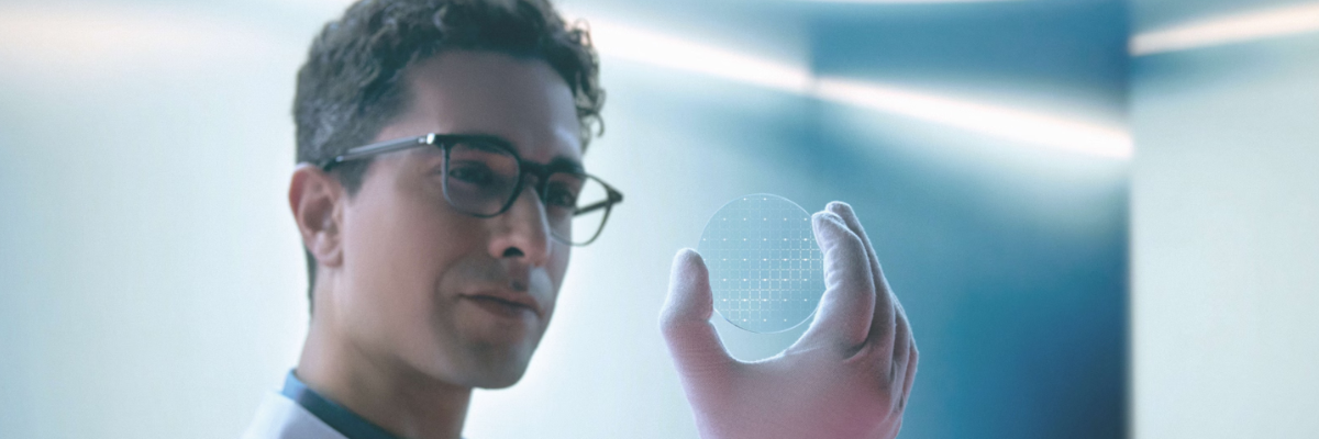 ESSILOR szemüveglencse