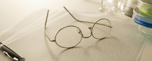 Nagyméretű szemüvegkeretek